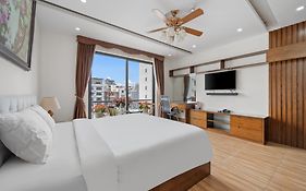 Ava Hotel & Apartment